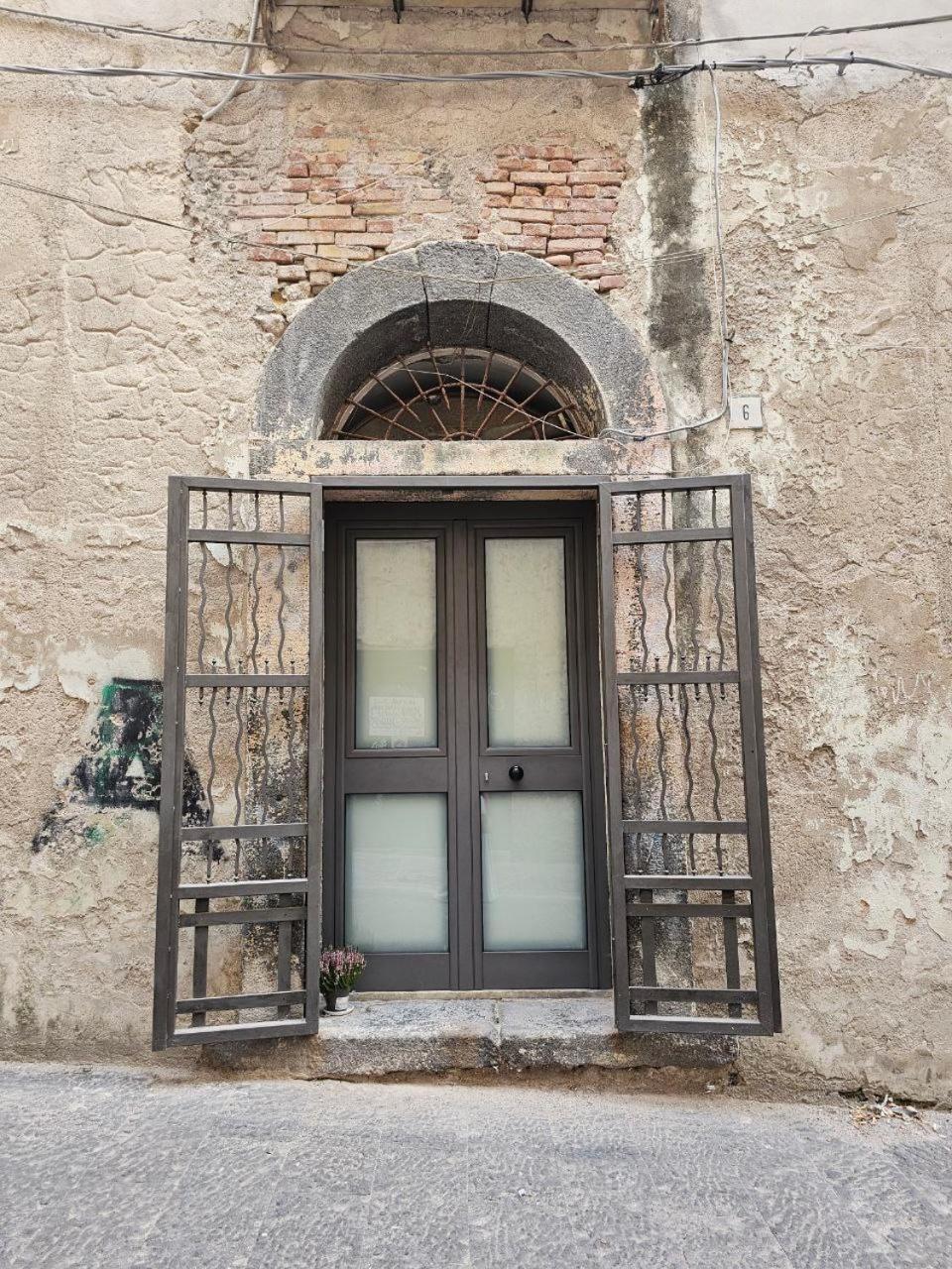 La Maison Bouganville 萨莱诺 外观 照片